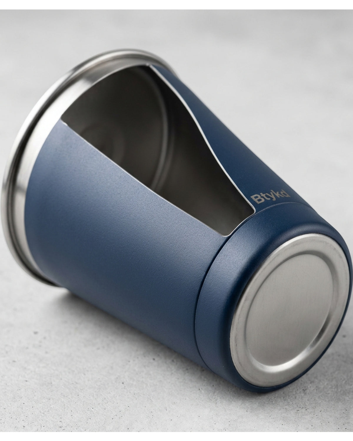 Btykd Low-Profile Single-Wall Stainless Steel Beer Tumbler 14 oz Matte Navy - Detail view